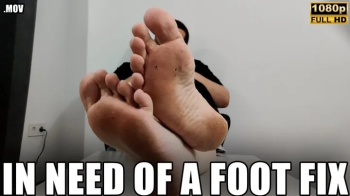 In Need Of A Foot Fix - Full HD 1080p - MOV - KingMarti.webp