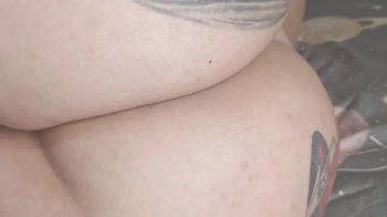 My bubbling, vibrating farts from my big, wet ass.webp