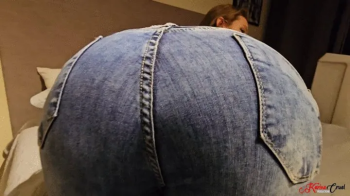 FARTING TO GO TO THE PARTY - BY YASMIN BRISA - CLIP4 - New MARCH 2025.webp