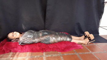 Tickling a lady's feet (3).webp