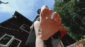 Barefoot Madam's Outdoor Squishathon VR4K.webp