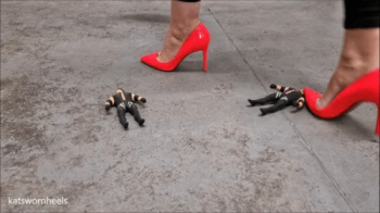 Louboutin Unware Walkover Crush.webp