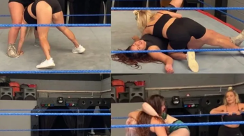 Fatal 4 way women’s match.webp