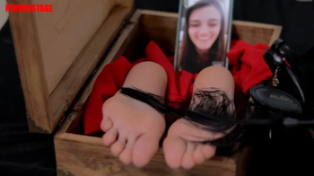 Melissa's feet in the Magic Box (Custom) MP4.webp