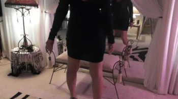 SPARKLY STILLETTOS MP4.webp