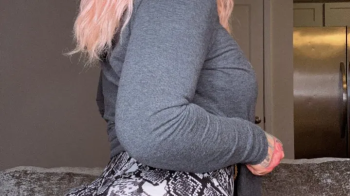 FARTS in my Leggings.webp