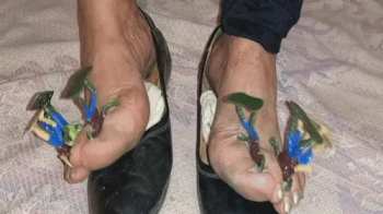 Little dirty feet fans WMV.webp