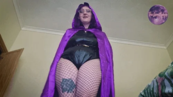 Giant Raven's Little Bug Fantasy.webp