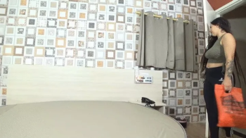 HIPPIE GIRL FARTING FOR YOU PART 1 BY PUCCA PEROLA CAM BY ALINE FULL HD.webp