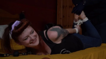 4264 Evilinda in Foot Tickling.webp