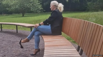 My high heel shoe gets kicked into the water HD wmv 1920x1080.webp