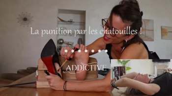 French - Punition par les chatouilles !.webp
