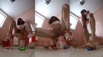 Trans Giantess Crushes Cars With High Heels And Barefoot - 2.webp