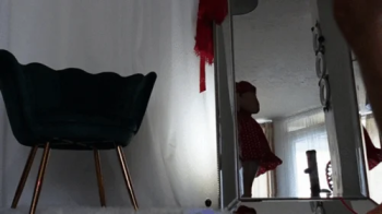 Giantess dancing.webp