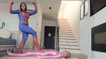 Pink Panther Ruslana VS Spider Woman Weronika.webp