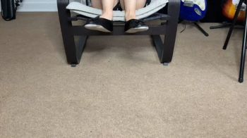Alice stomps on my head wearing flats (1080).webp