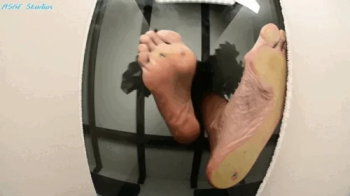 Moody Milf barefoot GIANT crush! - MP4.webp