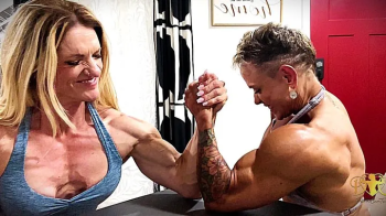 Shredded Goddess Vs Sexy Shorty - Twin Peaks.webp