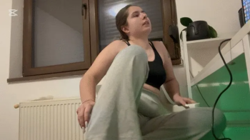 Ripping some stinky farts on chair.webp