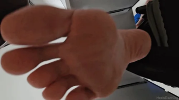 Unaware Giantess Working on Laptop Barefoot Pt 13.webp