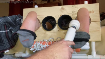 Tickle The Feet V - tickling and itching powder to size 13 wide feet.webp