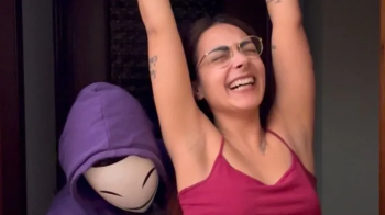 Hands Up Challenge (mov, 4K, 9-16 format).webp