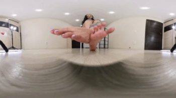 Neta - big slender bare feet VR 360 5,7K.webp