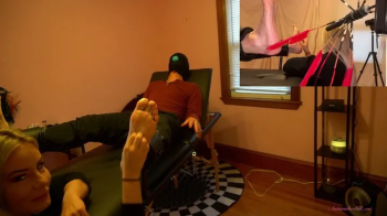 Antickl Tickled by Princess Isabella - Female Tickling Male Feet With Feather Tickling And Red Fingernail Tickling MOBIL.webp