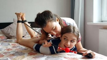 SCHOOLGIRLS HAVING FUN AFTER SCHOOL HD.webp