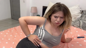 Big ass latina doing some stinky loud FARTSS.webp