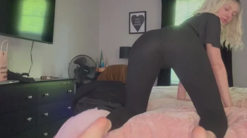 Sara Bee’s Bedroom Legging Farts!.webp