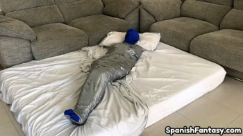 TRYING TO WAKE UP MY BEST FRIEND WITH FARTS TO GO CLUB WITH ME - BY BRITNEY HUNTER - CLIP 3.webp