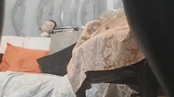 BBW CRUSH A CAKE WITH HER BIG FOOT AND CROK MULES HD.webp