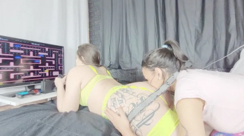 PLAYING VIDEO GAMES AND FARTING IGNORING THE SLAVE STUCK IN MY ASS - BY ISABELITA - CLIP FULL.webp