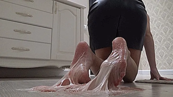 glue near the bed m.webp