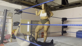 Bbw giantess squashes skinny male wrestler.webp