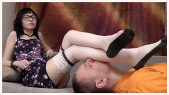 Young goddess learns to dominate using Her feet, vf0670x 1080p.webp