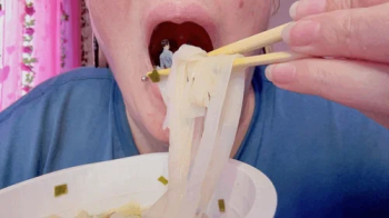 ramen noodle soup with tinies for giantess [4K].webp