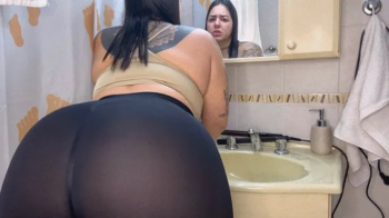 Lucianna Surreal Fart Power!.webp