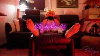Kitzelfolter 24 - GERMAN.webp