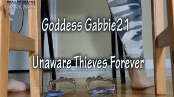 Goddess Gabbie21 Unaware Thieves Forever (in shoe crush) pt1.webp