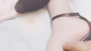 My feet will make you unable to resist.webp