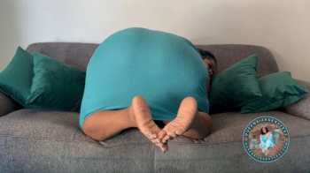 Bust A Huge Load On My Jiggly Ass And Thick Soles - Queensizesexyfeet.webp