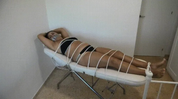 Tied slave, navel worship b.webp