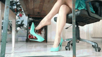 Relaxation in the office WMV (1920x1080) FHD.webp