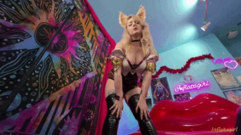 Ahri Goddess Giantess.webp