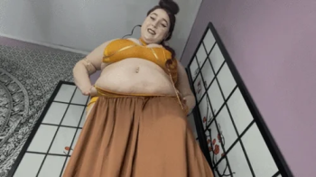 Giantess Slave Leia.webp