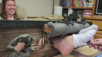 Sweaty summer tickle (with reaction).webp