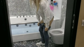 I really need to go to the toilet WMV FULL HD 1080p.webp