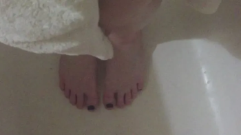 BATH TOY MESS.webp